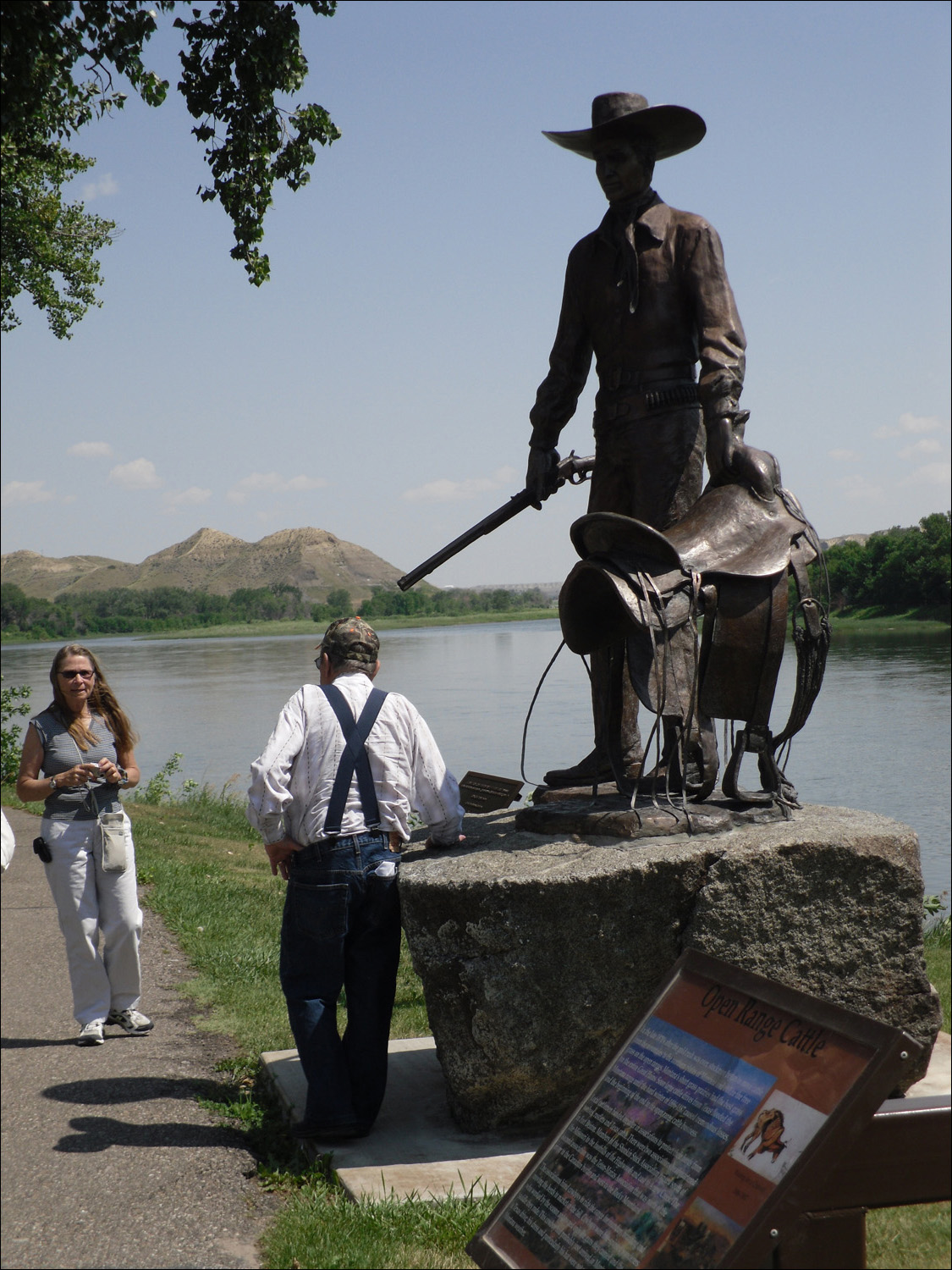 Fort Benton, MT- Statue commemorating the era of the open range cowboy.